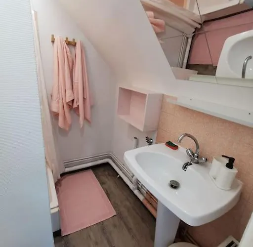 Cosy Avec Parking Prive Caen